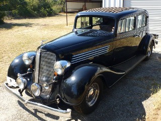 left front 1935 Buick series 90